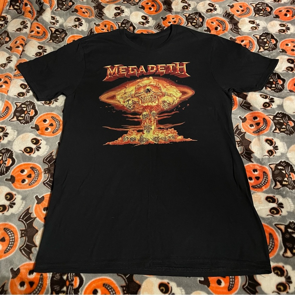 Megadeath heavy metal band tee shirt